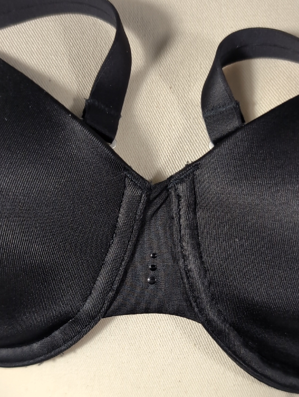 NWT Victoria's Secret Multiway Black Bra W/Black & Clear Straps, 34D. - Picture 2 of 7